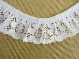 Gathered Frilled Lace with Large Daisy - 28mm / 1" - Nottingham Lace - 427F