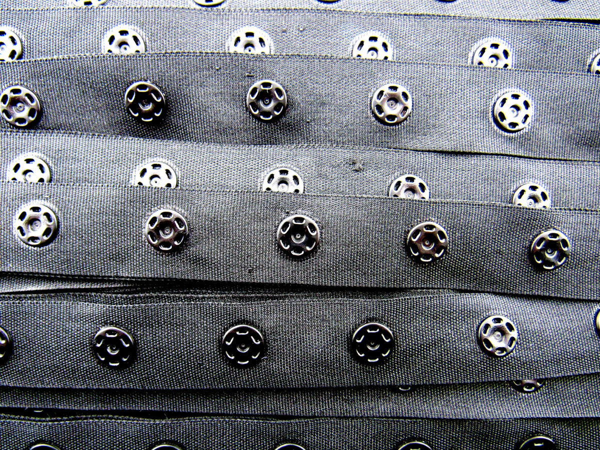 Duvet Cover Popper Snap Fastener Tape 18mm Wide Tape 10 Meter Card