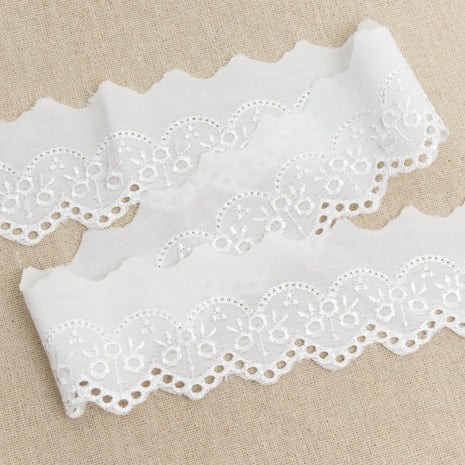 White Cotton Broderie Anglaise with Scalloped Edge x 3m 50mm Wide Flat Lace 1874 - ThreadandTrimmings