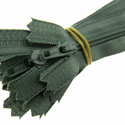 YKK Nylon Closed End Autolock Skirt Zips- 5 x Zips Per Pack - Size 8", 9" or 10" - ThreadandTrimmings