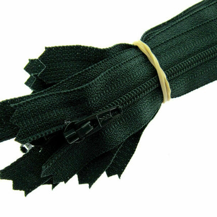 YKK Nylon Closed End Autolock Skirt Zips- 5 x Zips Per Pack - Size 8", 9" or 10" - ThreadandTrimmings