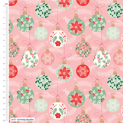 Christmas Fat Quarters Baubles Bows Gingerbread 5pc Pack 100% Cotton