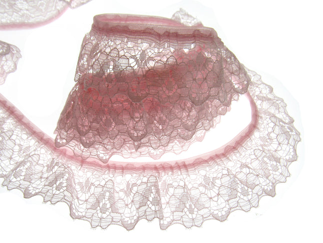 Gathered Frilled Nylon Lace with Large Daisy - 25mm 1" - Nottingham Lace - 2050F - ThreadandTrimmings