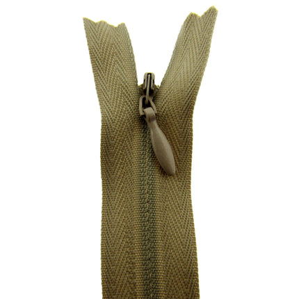 Invisible Concealed Zips No.3 Premium Nylon Dressmaking Skirt 8" 9" 16" 22" - ThreadandTrimmings