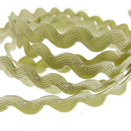 Ric Rac Ribbon Trimming Braid 6mm Wide 3m Lengths Rik Rak Braiding - ThreadandTrimmings