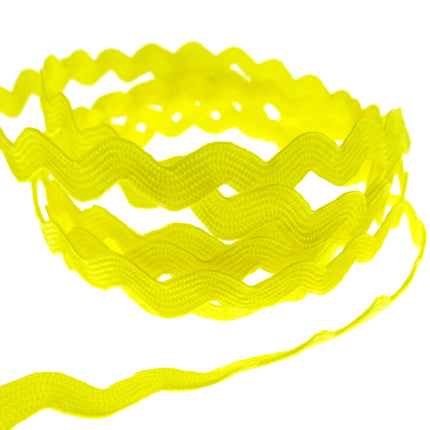 Ric Rac Ribbon Trimming Braid 6mm Wide 3m Lengths Rik Rak Braiding - ThreadandTrimmings