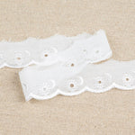 White Polycotton Broderie Anglaise Lace Trim 25mm Scalloped Edge 3m Flower