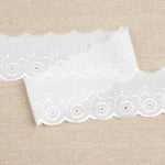 White Polycotton Broderie Anglaise Lace Trim 50mm Scalloped Edge 3m Flower