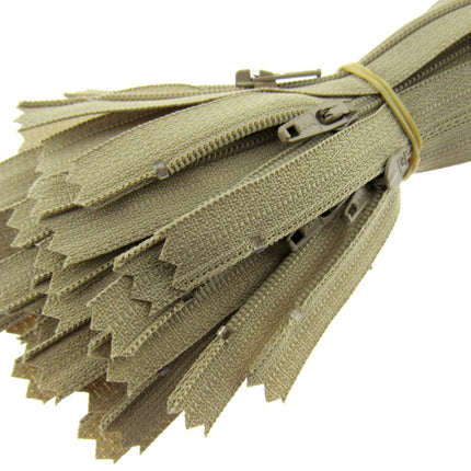 YKK Nylon Closed End Zips Pack Size 5 Zips 4" 5 " 6" 7" - ThreadandTrimmings