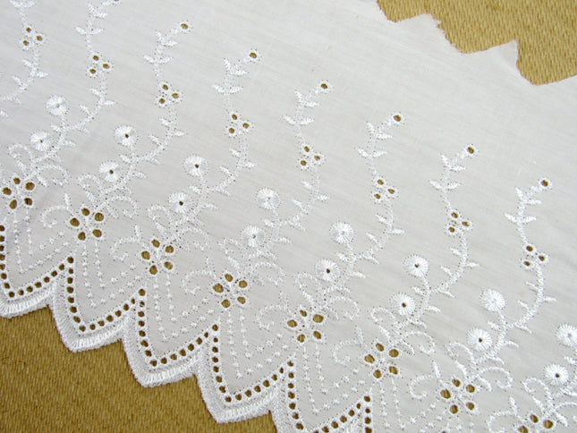 Flat White Cotton Broderie Anglaise 6" 150mm Wide 3 Meter Length 2840
