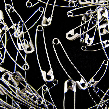 Curved Safety Pins Whitecroft Steel 144 Pieces Assorted Pack 29mm 40mm 52mm