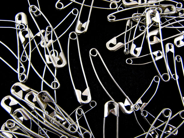 Curved Safety Pins Whitecroft Steel 144 Pieces Assorted Pack 29mm 40mm 52mm