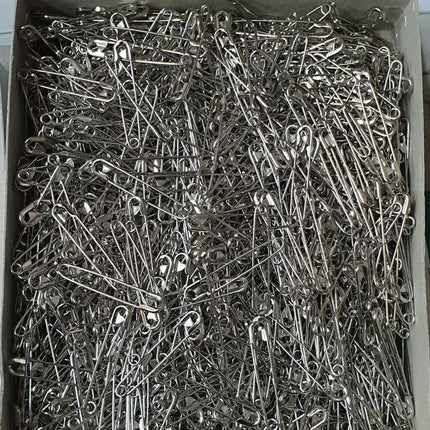 Safety Pins - BEST Mild Steel Nickel Plated - Will Not Rust - Five Sizes - ThreadandTrimmings