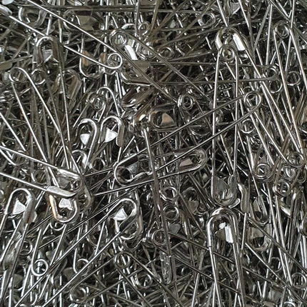 Safety Pins - BEST Mild Steel Nickel Plated - Will Not Rust - Five Sizes - ThreadandTrimmings