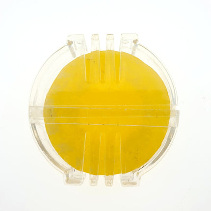 Bee Wax For Lubricating Sewing Thread In Handy Plastic Case - ThreadandTrimmings