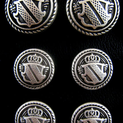 SILVER METAL MILITARY SHIELD BLAZER BUTTONS - Choose From 4 sizes B1978 - ThreadandTrimmings
