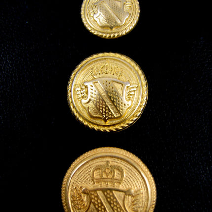 GOLD METAL MILITARY SHIELD BLAZER BUTTONS - Choose From 4 sizes B1978 - ThreadandTrimmings
