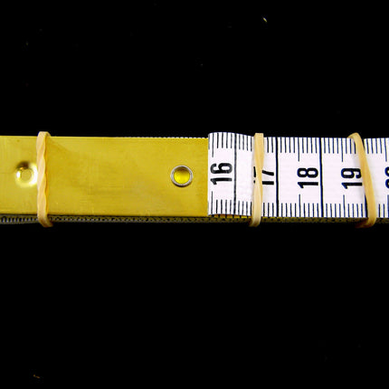 60" PRYM PROFESSIONAL TAILORING TAPE MEASURE with 4" METAL END PLATE 282 330 - ThreadandTrimmings