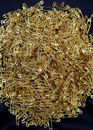 Safety Pins Small Brass 19mm Newey Jewel Gold Coloured Safety Pins - ThreadandTrimmings