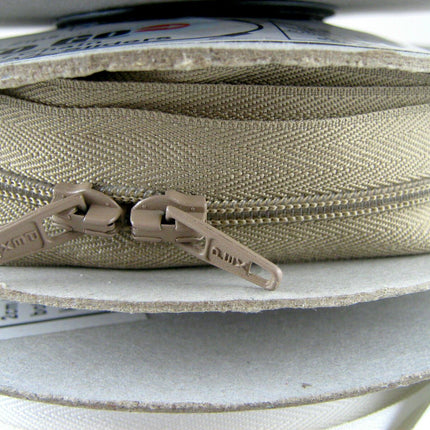 Continuous Zip Chain - No 3 & No 5 - (3mm & 5mm Teeth) -  6m Reels Plus Sliders - ThreadandTrimmings