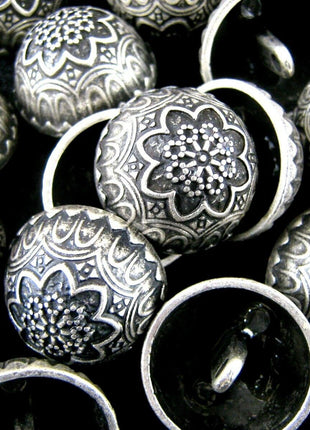 Crested Buttons Silver Coloured Metal Crested Dome Buttons with Shank B853 - ThreadandTrimmings