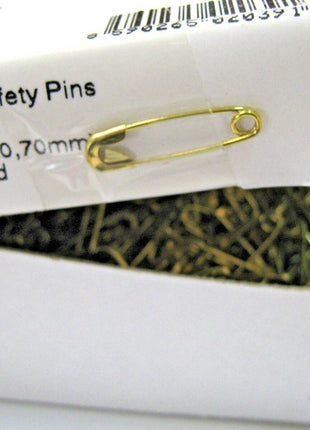 Safety Pins Small Brass  - Gold Colour - Three Sizes - 19mm / 22mm / 28mm - ThreadandTrimmings