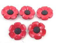 40mm POPPY BUTTONS - PLASTIC with SHANK - ThreadandTrimmings