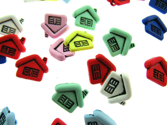 50 x MIXED CHALET HOUSEBUTTONS - APPROX 17mm x 14mm - ThreadandTrimmings
