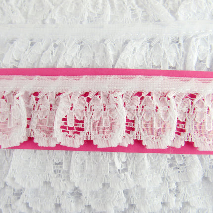 Gathered Frilled Lace with Daisy Chain - 32mm / 1.25" - Nottingham Lace - 426F