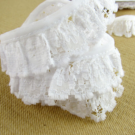 Gathered Frilled Lace with Daisy Chain - 32mm / 1.25" - Nottingham Lace - 426F