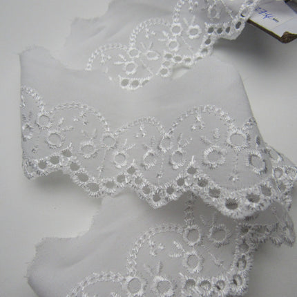 White Cotton Broderie Anglaise with Scalloped Edge x 3m 50mm Wide Flat Lace 1874
