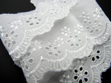 White Cotton Scalloped Broderie Anglaise with Flat Daisy Chain - 50mm Wide  3118