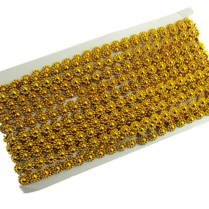 Metallic Daisy Trimming in Gold - 10mm Wide - 0256