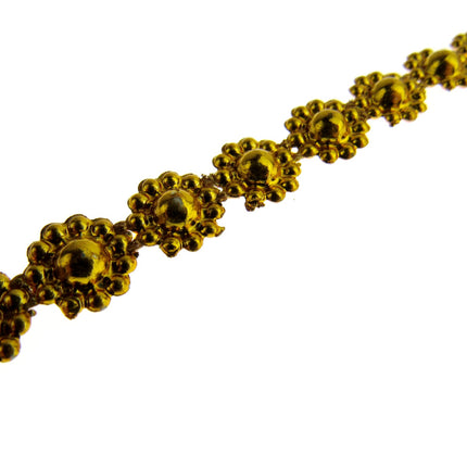 Metallic Daisy Trimming in Gold - 10mm Wide - 0256