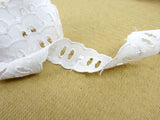 Broderie Anglaise Insertion Lace - 3 meter Lengths - 20mm Wide - DC433901