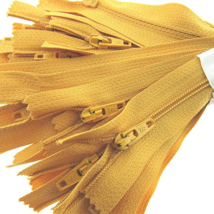 Nylon Closed End Zips 9" - 23cm / 26 Colours / Matching Zip Puller /Trebla Brand